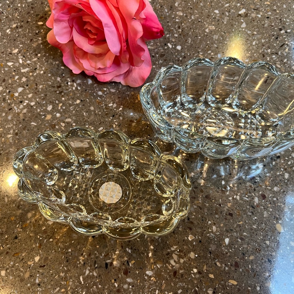 Princess House Clear Glass Scalloped silverware holders - Picture 2 of 4
